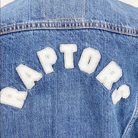 Levi's® NBA Denim Trucker Jacket Toronto Raptors - Picture 5 of 12